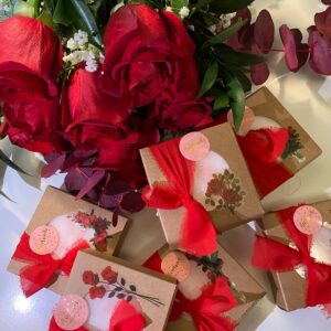 JABÓN DE PÉTALOS DE ROSA